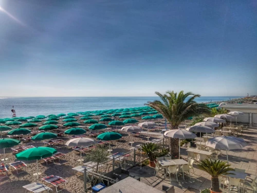  Terrazza Ristorante La Perla 